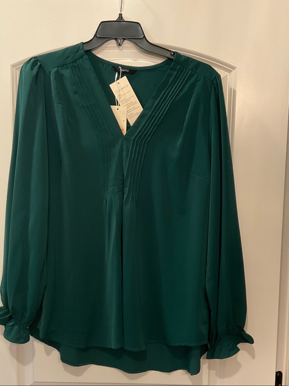 Pintuck V-Neck Blouse in Emerald Green